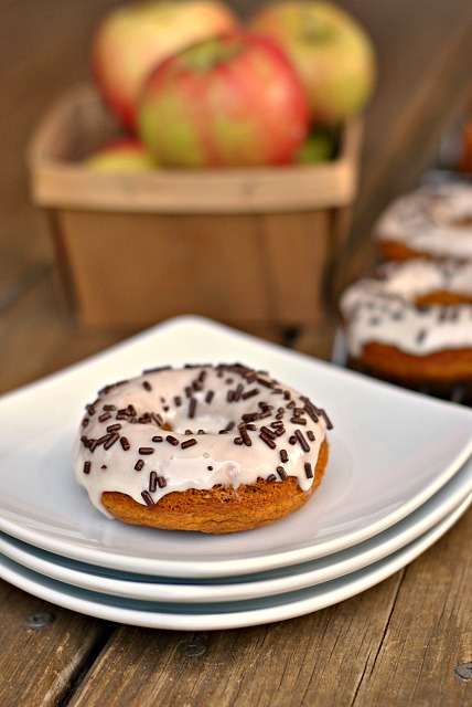 Maple-Pumpkin Baked Donuts 1
