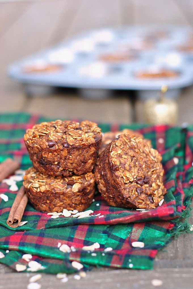 Gingerbread Chocolate Chip Baked Oatmeal Bites 1