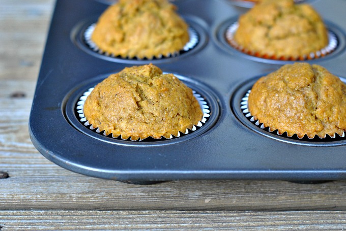 simple-pumpkin-muffins-3