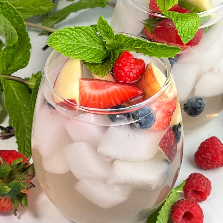 Rosé Sangria with Apple and Berries