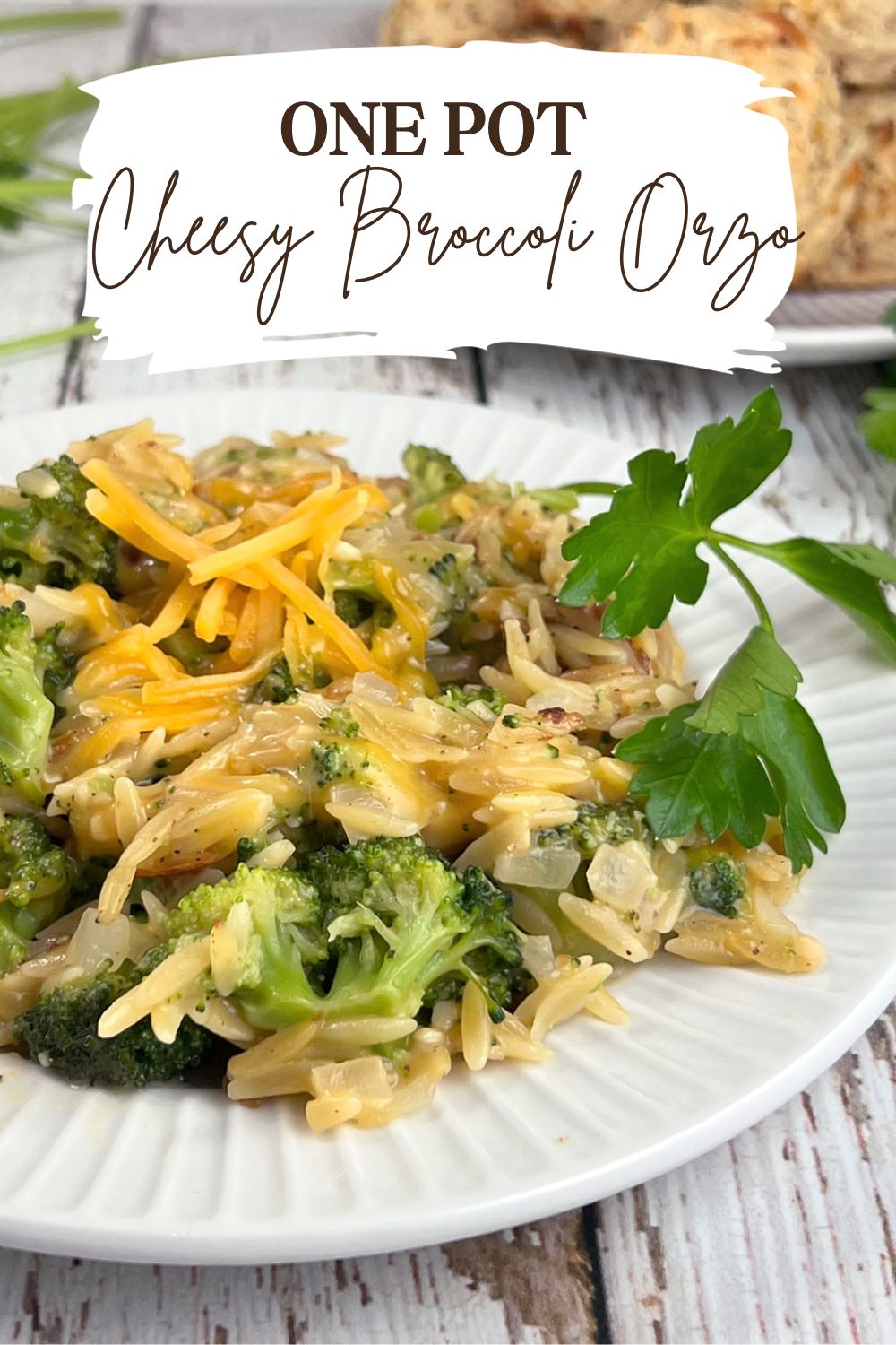 One Pot Cheesy Broccoli Orzo via @preventionrd